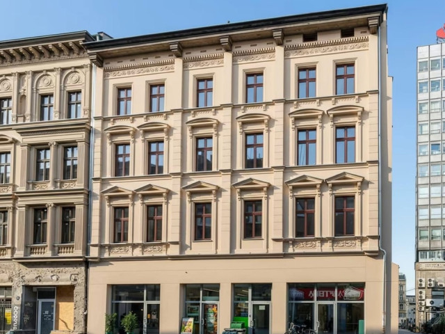 APARTAMENT  w zrewitalizowanej Kamienic
